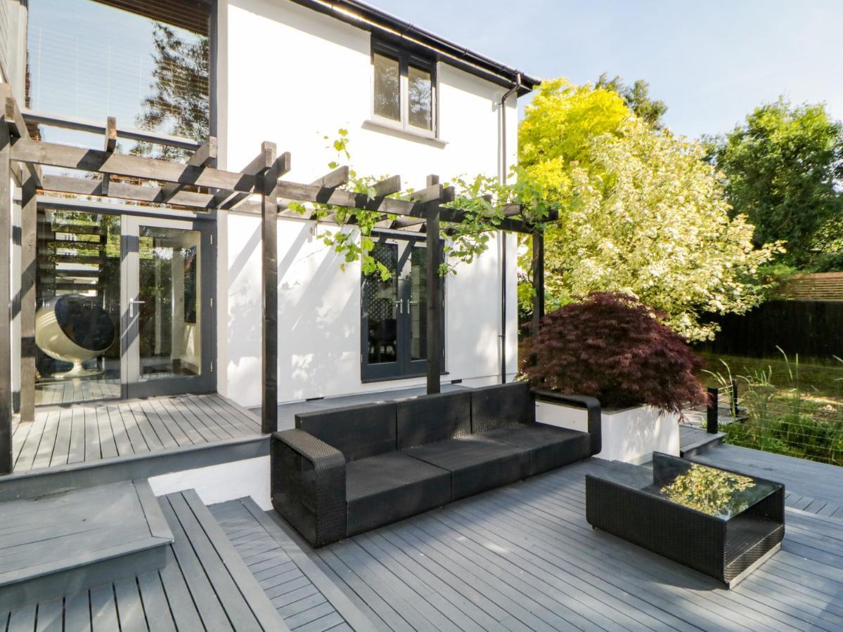Iroko Villa Torpoint Luaran gambar