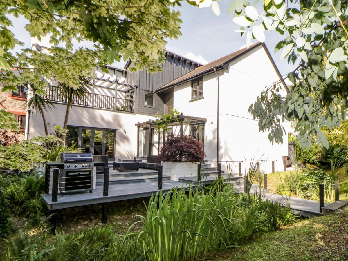 Iroko Villa Torpoint Luaran gambar