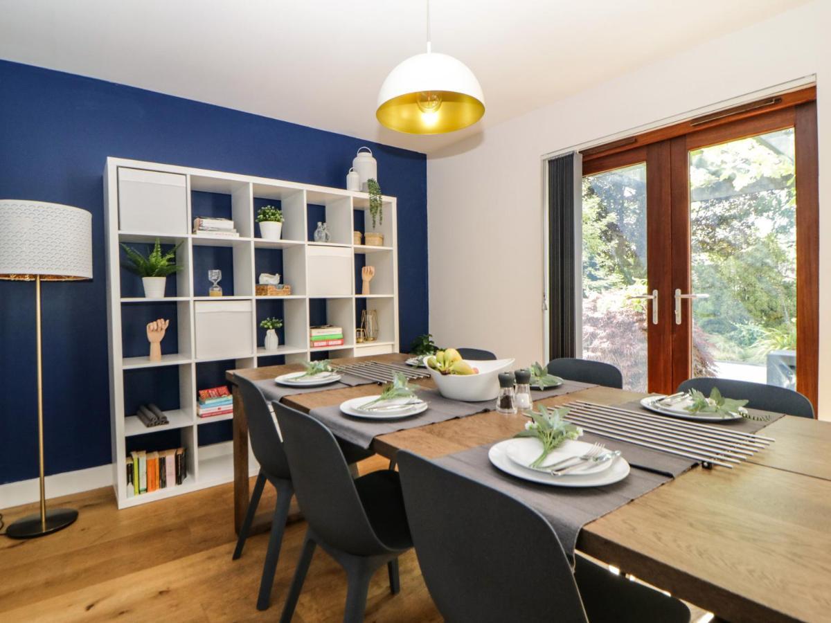 Iroko Villa Torpoint Luaran gambar